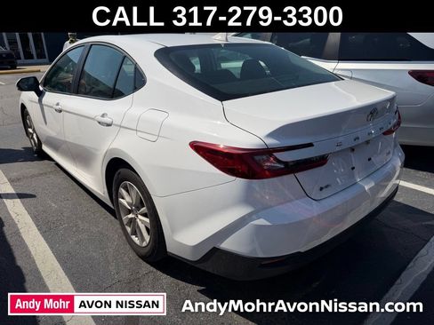 Used 2025 Toyota Camry LE FWD image 5