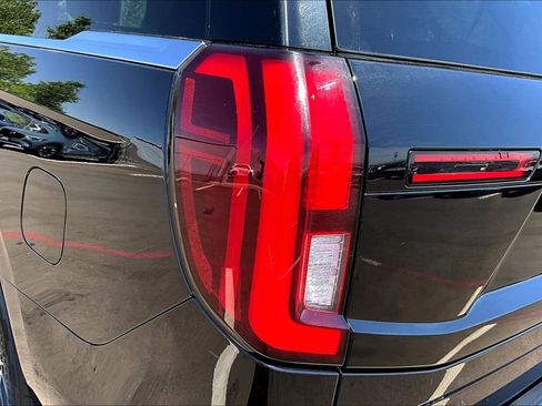 Used 2025 Ford Expedition Max Platinum AWD/4WD image 24