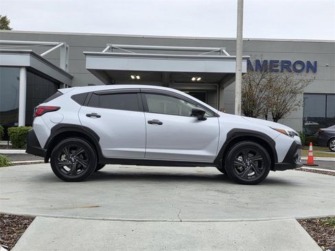 Used 2024 Subaru Crosstrek 2.0i image 36