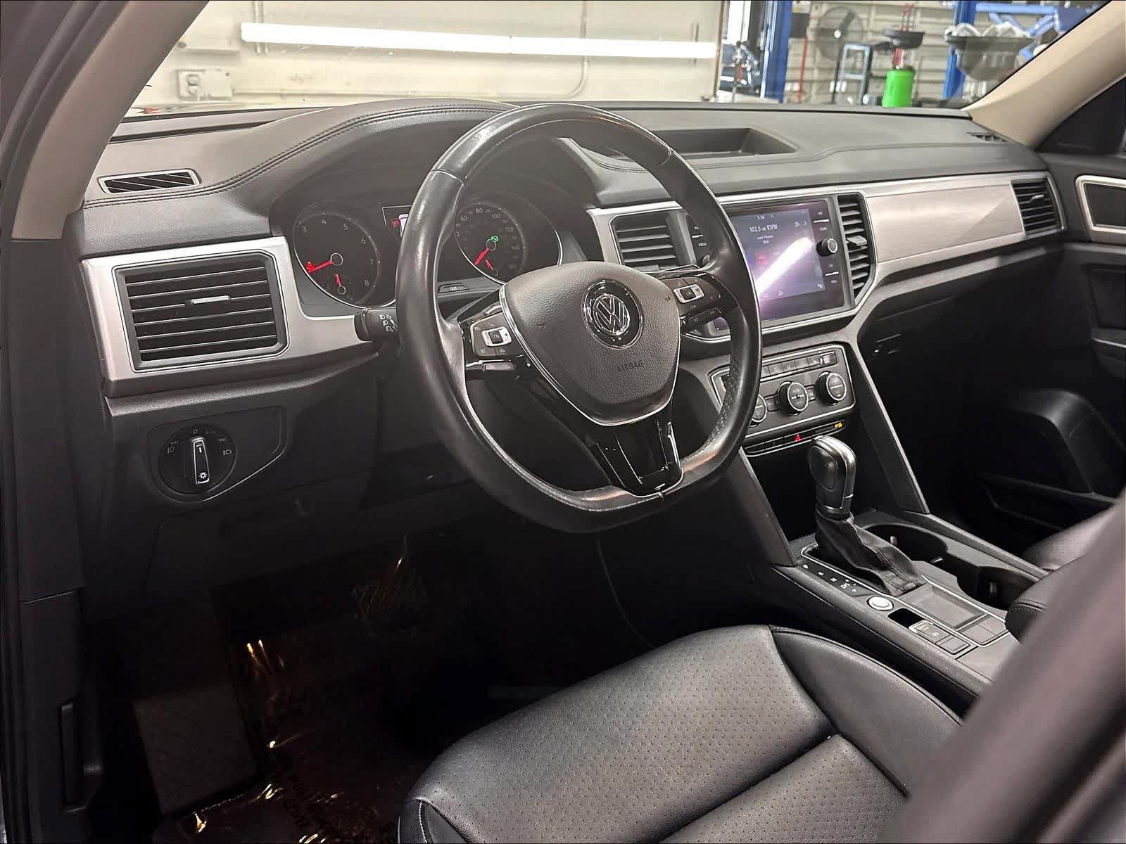 Used 2019 Volkswagen Atlas SE w/ Towing Package FWD image 20