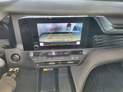 Used 2025 Toyota Camry LE image 17