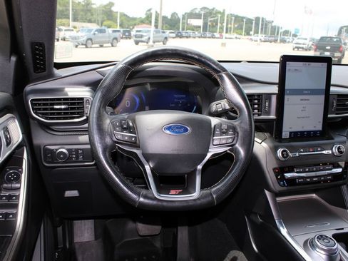 Used 2020 Ford Explorer ST w/ ST Street Pack AWD/4WD image 10