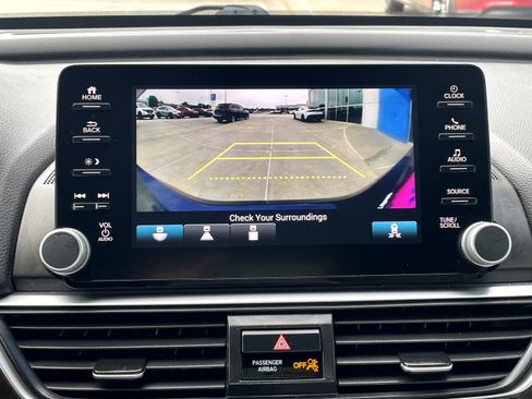 Used 2018 Honda Accord EX-L image 19
