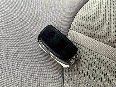 Used 2015 Hyundai Sonata SE FWD image 11