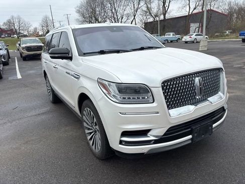 Used 2019 Lincoln Navigator Reserve image 5