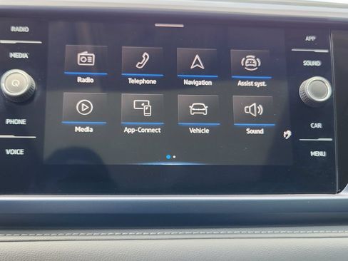 Certified 2024 Volkswagen Taos SE AWD/4WD image 20