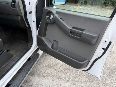 Used 2011 Nissan Xterra S w/ 4X4 Value Package image 23