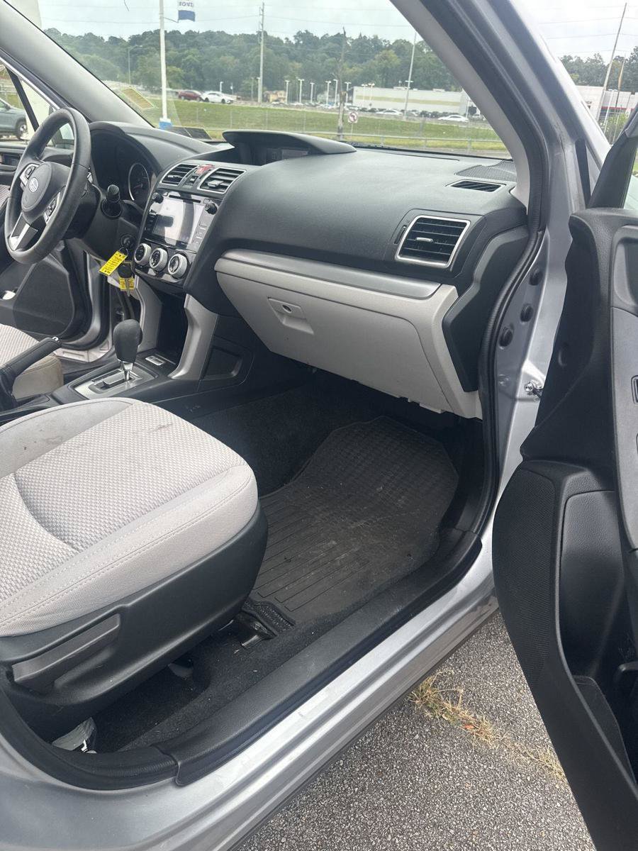 Used 2018 Subaru Forester 2.5i Premium AWD/4WD image 25