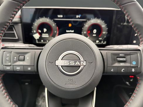 New 2026 Nissan Kicks SR image 14