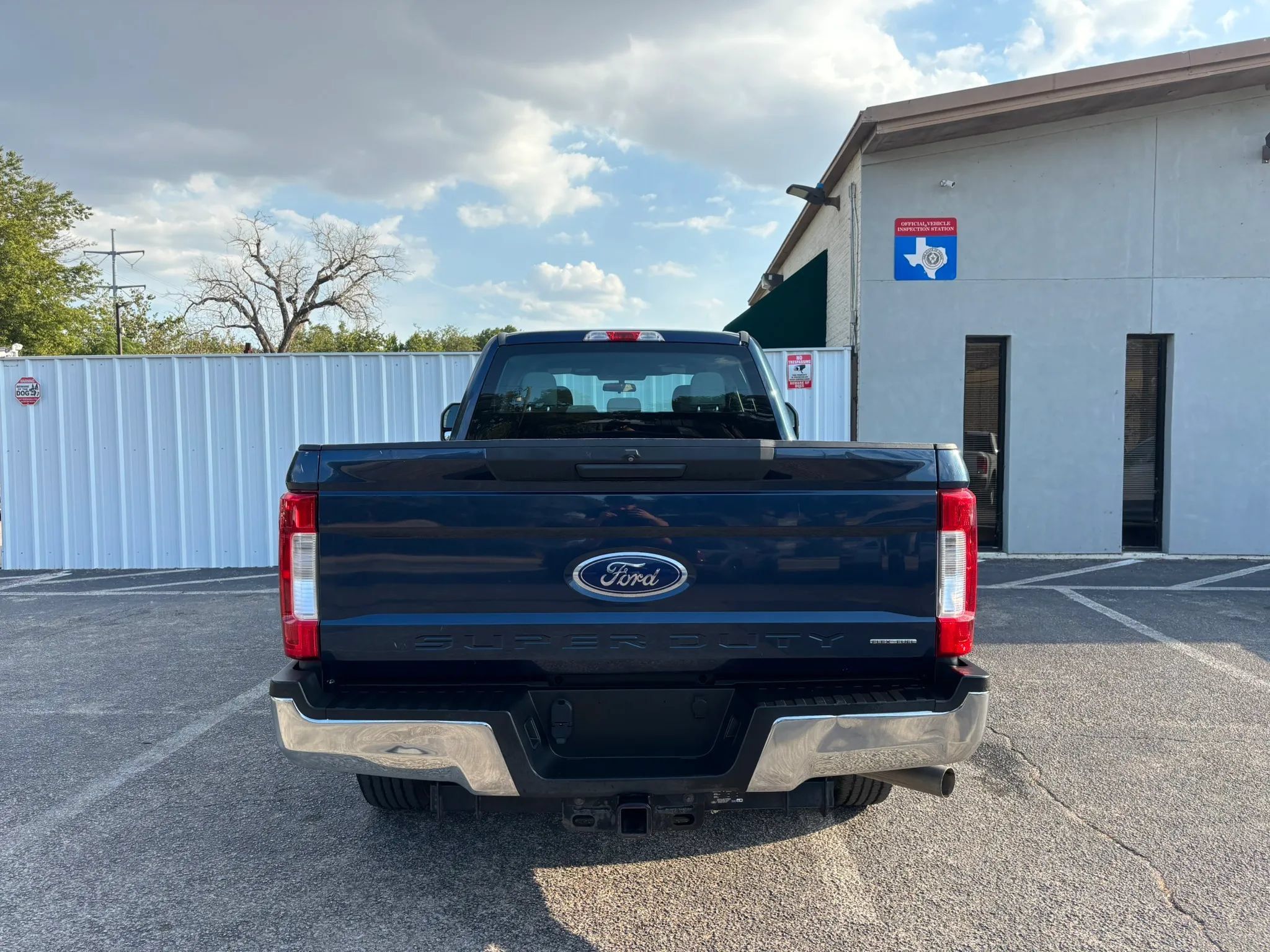 Used 2018 Ford F250 XL w/ Power Equipment Group RWD image 4