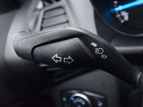 Used 2019 Ford Escape SEL image 35