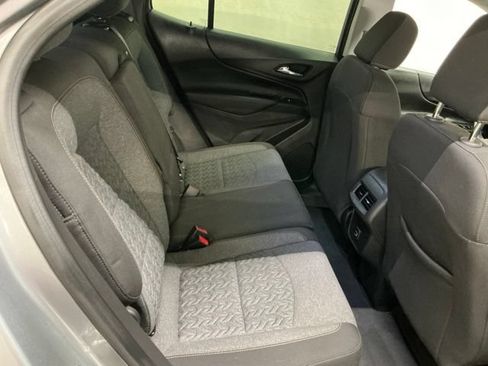 Used 2024 Chevrolet Equinox LT AWD/4WD image 16