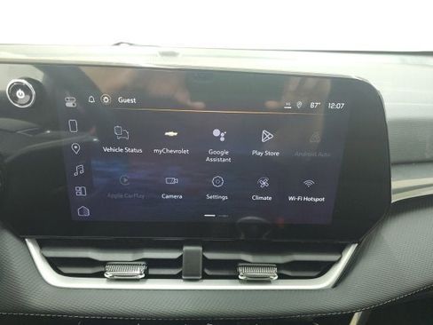 New 2026 Chevrolet Equinox LT image 18