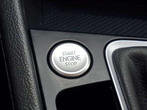 Used 2024 Volkswagen Jetta SEL FWD image 19