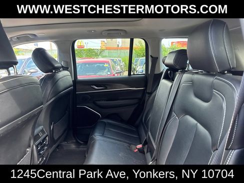 Used 2023 Jeep Grand Cherokee 4WD 4xe image 28