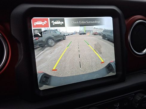 Used 2020 Jeep Gladiator Rubicon w/ Dual Top Group image 25