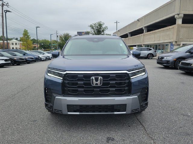 Used 2026 Honda Pilot Elite image 2