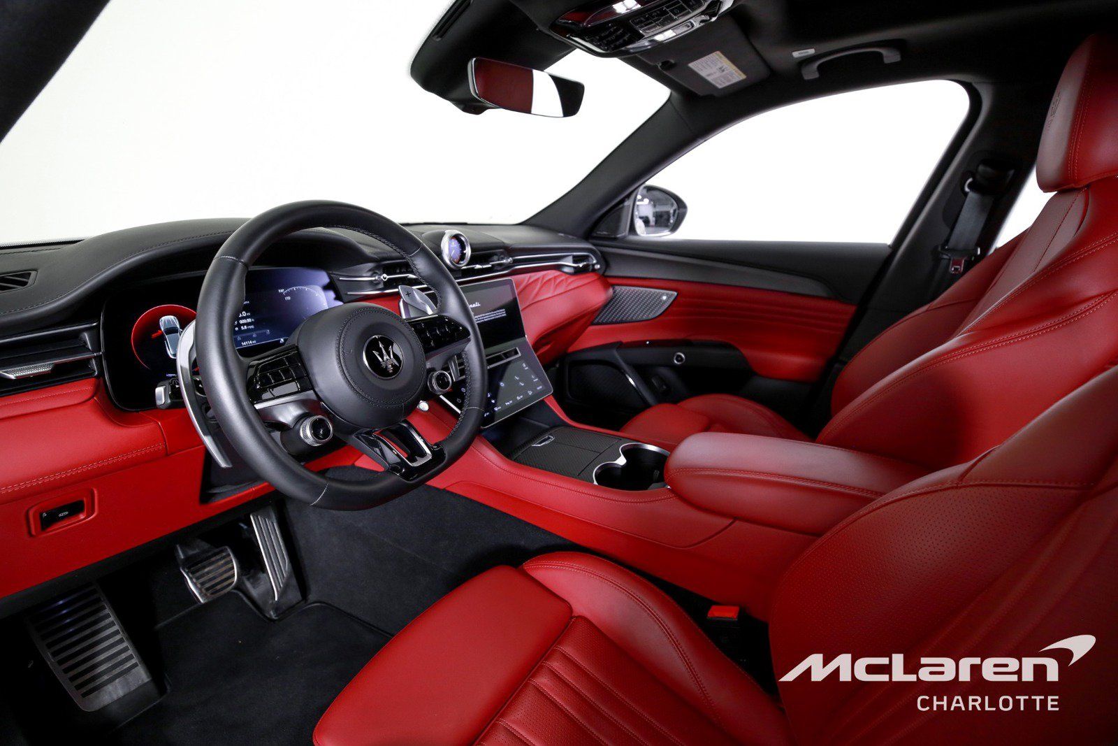 Used 2023 Maserati Grecale Modena AWD/4WD image 13