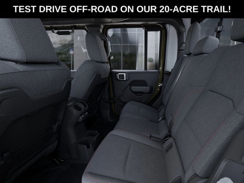 New 2025 Jeep Gladiator Rubicon image 33