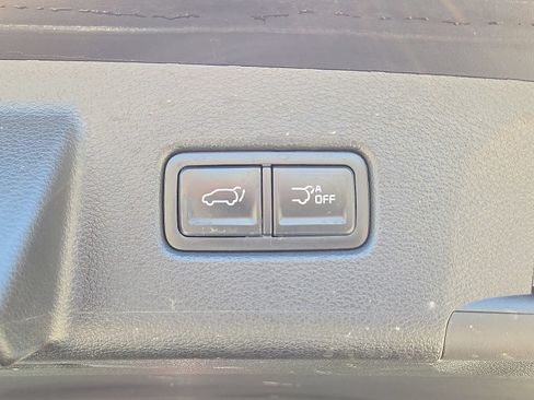 Used 2023 Kia Telluride EX w/ EX Captain's Chair Package FWD image 13