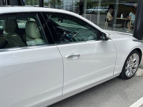 Used 2019 Cadillac CTS Premium Luxury RWD image 9