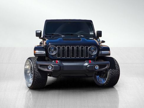 Used 2026 Jeep Wrangler Unlimited Rubicon w/ Safety Group AWD/4WD image 3