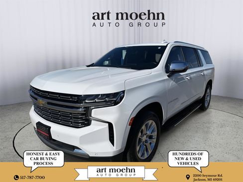 Used 2023 Chevrolet Suburban Premier image 1
