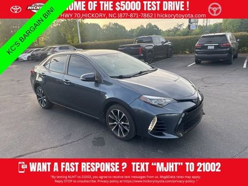 Used 2017 Toyota Corolla SE FWD image 1