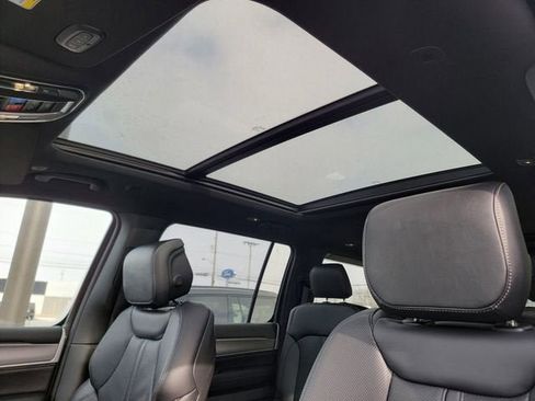 New 2026 Jeep Grand Wagoneer Limited image 4