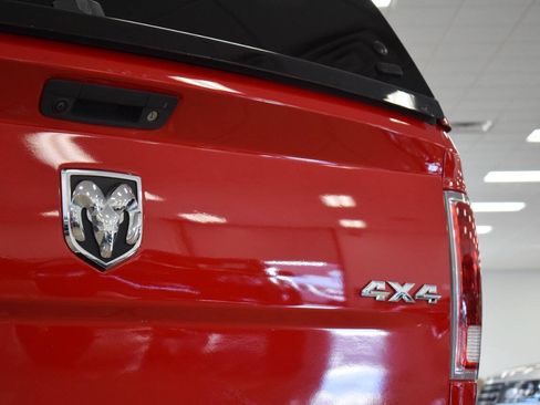 Used 2016 RAM 1500 Laramie w/ Convenience Group AWD/4WD image 64