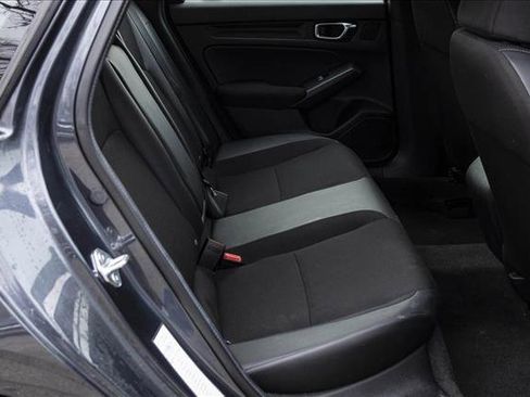 Used 2025 Honda Civic Sport image 25