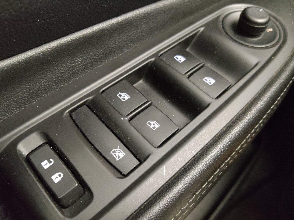 Used 2019 Buick Encore Preferred FWD image 27
