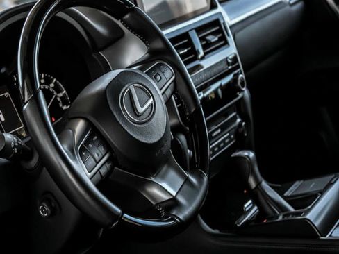 Used 2023 Lexus GX 460 Premium image 15