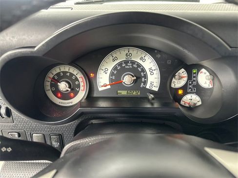 Used 2014 Toyota FJ Cruiser Base w/ Upgrade Package image 20