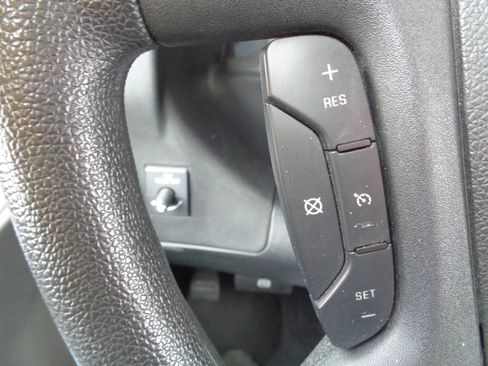 Used 2018 GMC Savana 3500 LT w/ LT Preferred Equipment Group image 62