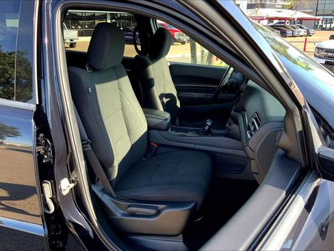 Used 2024 Dodge Durango SXT w/ 3rd Row Seating Group image 16