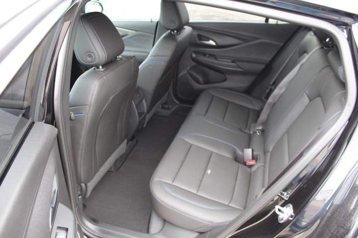 New 2026 Buick Envista Sport Touring w/ Convenience I Package FWD image 10