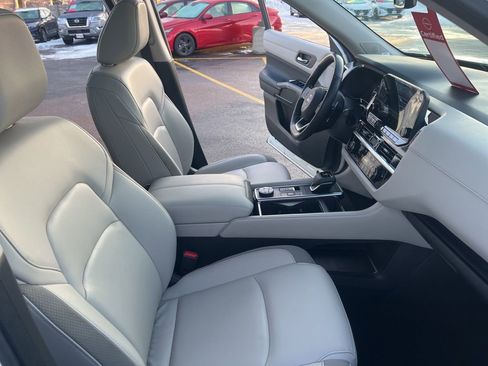 Certified 2023 Nissan Pathfinder SL w/ SL Premium Package image 23