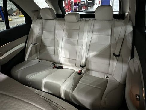 Used 2020 Mercedes-Benz GLE 350 4MATIC image 29