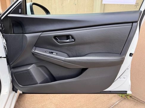 Used 2024 Nissan Sentra S image 17