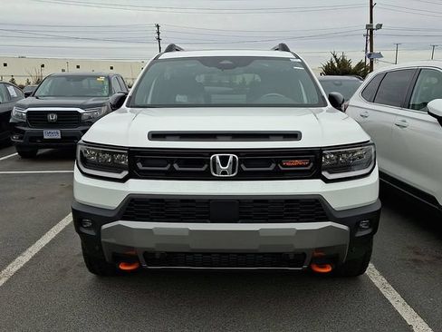 Certified 2026 Honda Passport TrailSport image 2