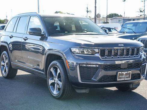 New 2026 Jeep Grand Cherokee Limited image 3