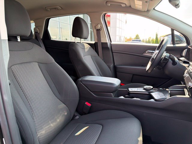 Used 2026 Kia Sportage LX FWD image 27