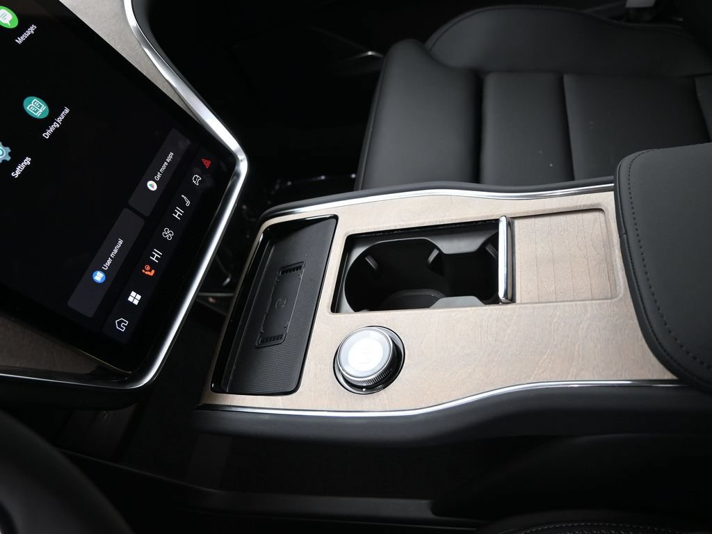 Used 2025 Volvo EX90 Ultra AWD/4WD image 11
