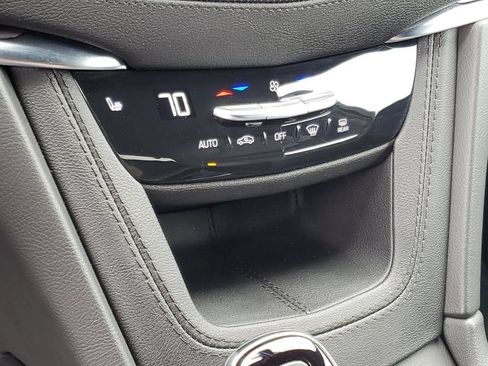 Certified 2024 Cadillac XT5 Luxury AWD/4WD image 15