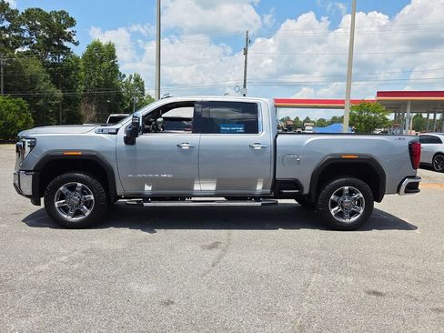 Certified 2025 GMC Sierra 2500 SLT w/ SLT Premium Package AWD/4WD image 2