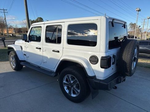 Used 2019 Jeep Wrangler Unlimited Sahara w/ LED Lighting Group image 7