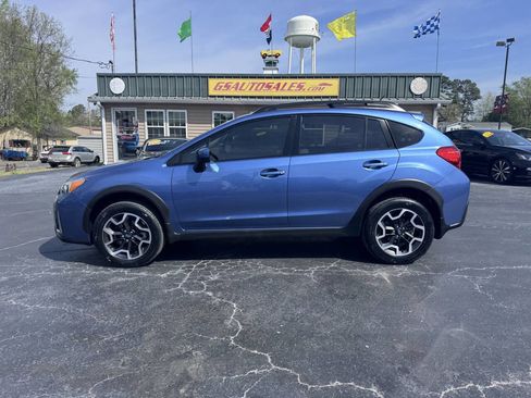 Used 2017 Subaru Crosstrek 2.0i Premium w/ Popular Package #2 image 2