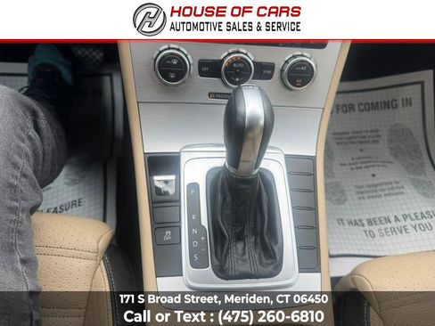 Used 2015 Volkswagen CC Sport image 36