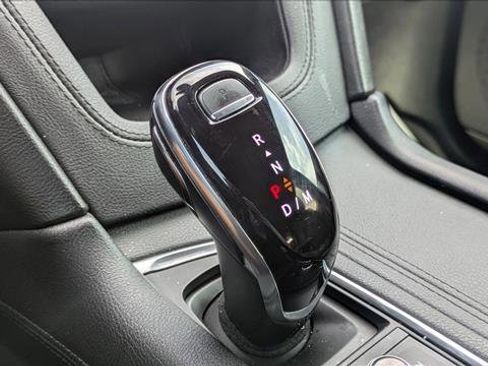 Used 2021 Cadillac XT5 Premium Luxury image 10